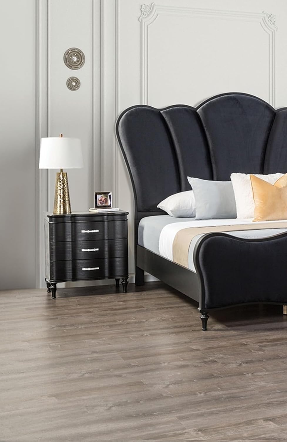Lovely Bedroom 3pc Set King Size Bed 2X Nightstands Black Fabric Padded HB Wood Legs