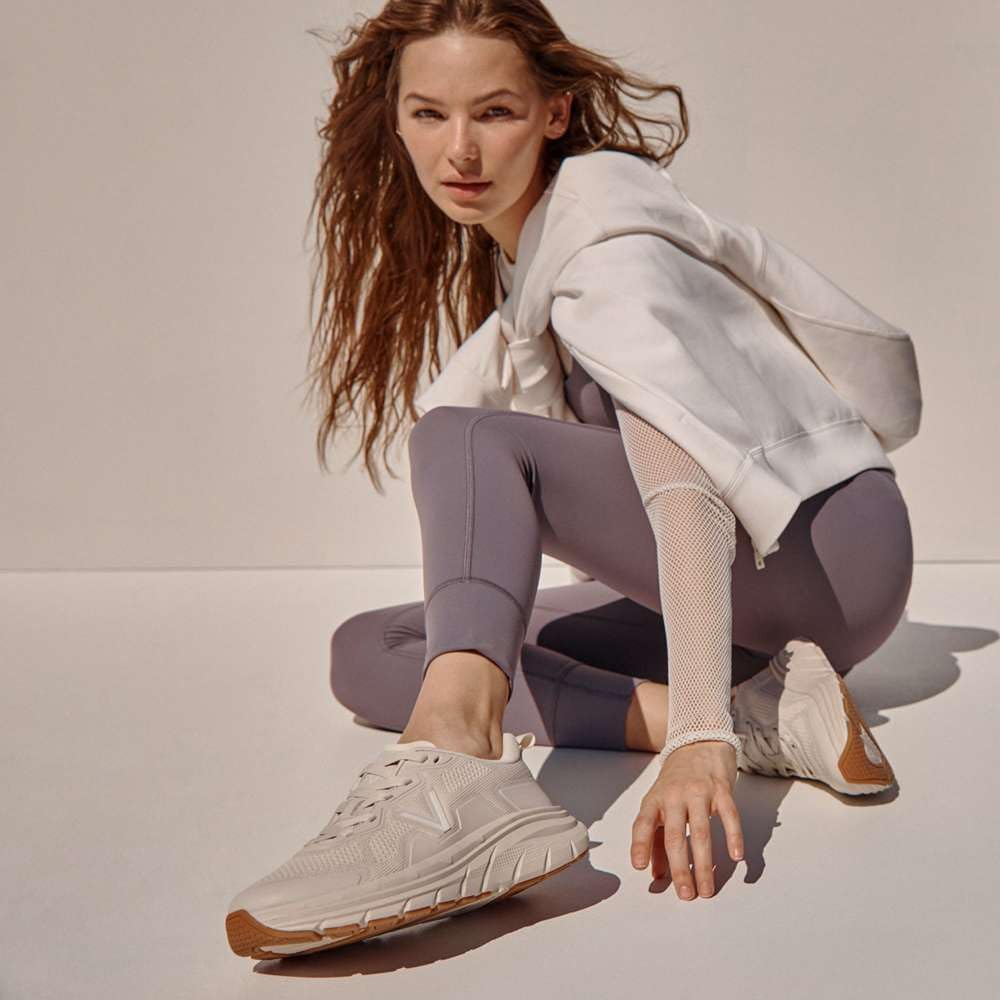 Vionic Women's Walk Max Sneaker