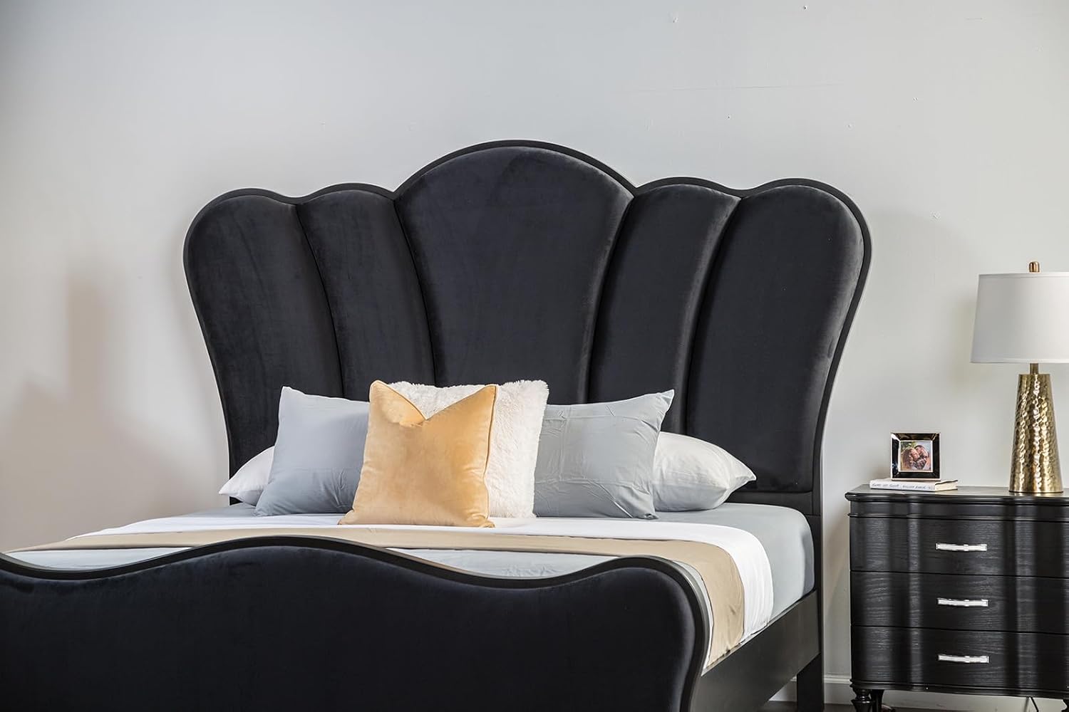 Lovely Bedroom 3pc Set King Size Bed 2X Nightstands Black Fabric Padded HB Wood Legs