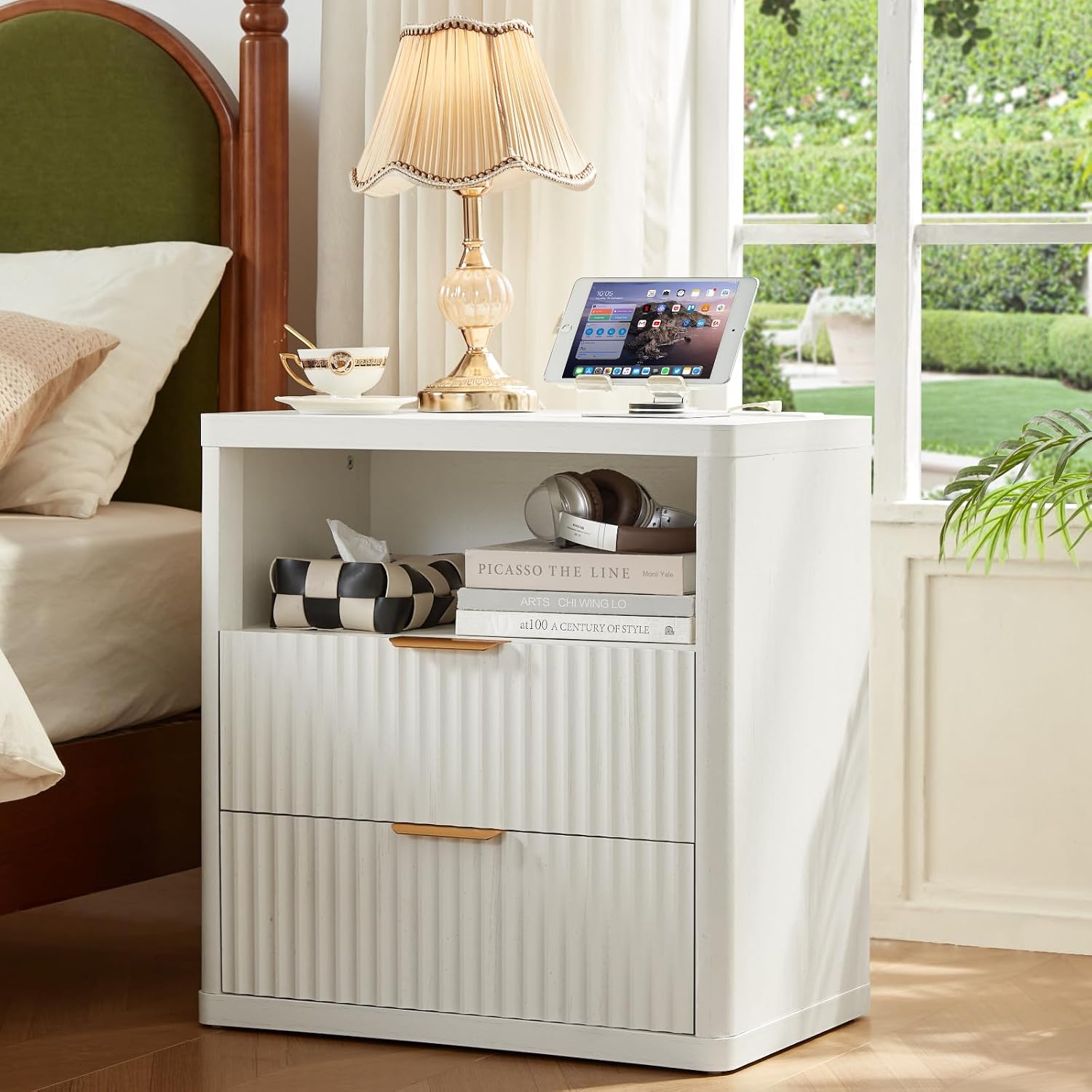 LEYAOYAO Fluted Dresser and 2 Drawers Nightstand Set of 2, Wood 48' Wide Dresser & 23' Night Stand with Charging Station, 3 Piece Bedroom Furniture Set, Chest of Drawers for Living Room,Antique White