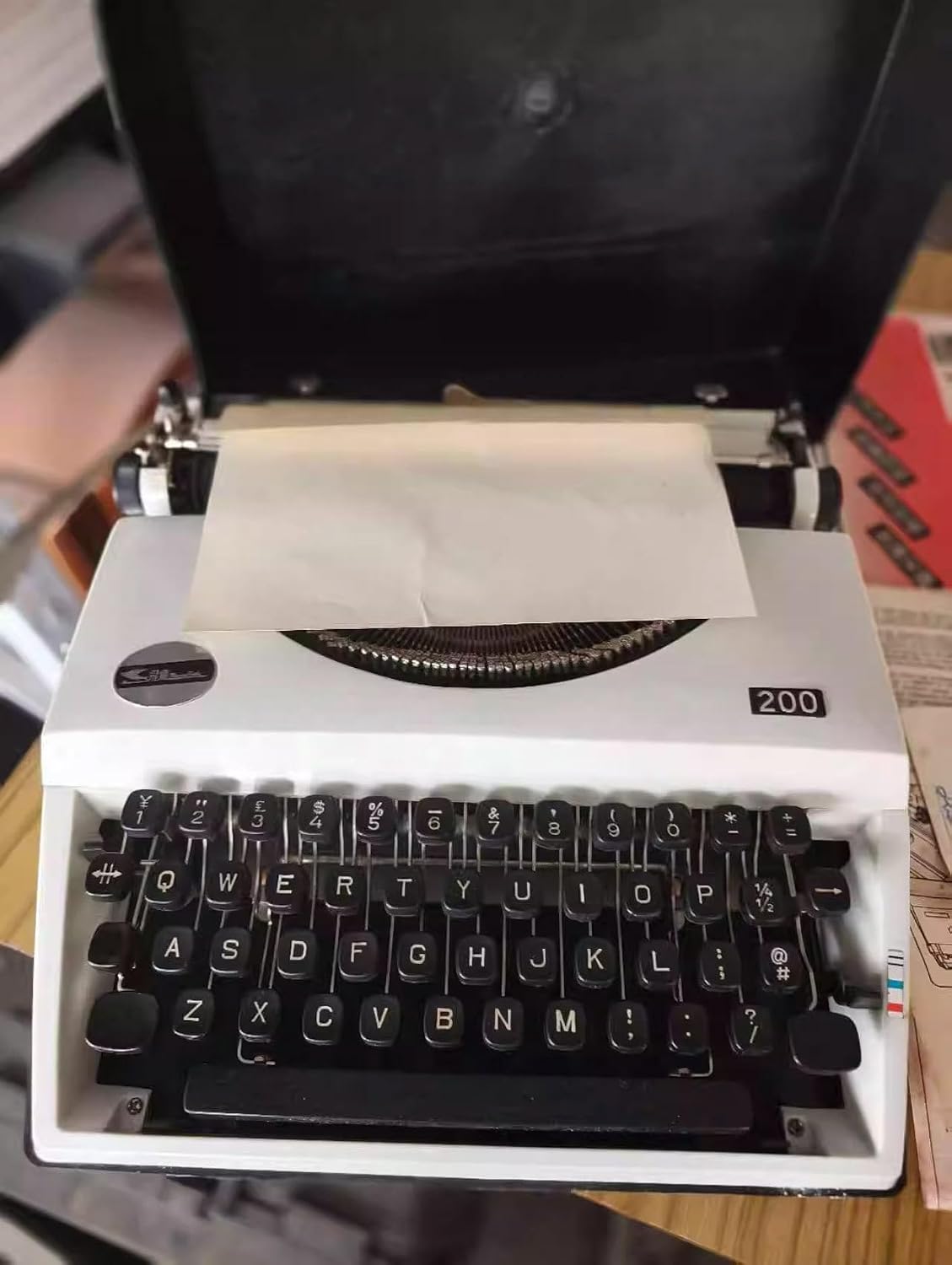 Classic Manual Typewriter, Traditional Portable Vintage Typewriter Deeply Restored by Craftsmen, Manual Typewriter for Writing, Literary Retro Collection Gift, 30 X 30 X 10 Cm,White