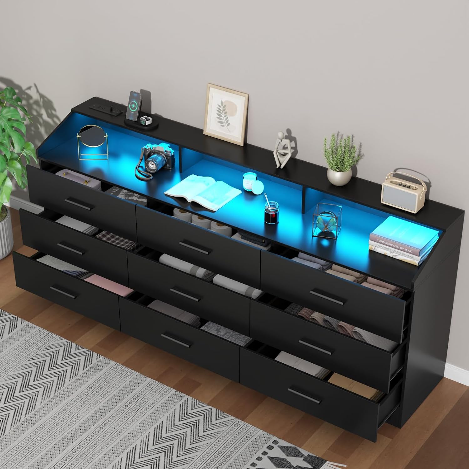 9 Drawers Dresser, Dresser for Bedroom with Power Outlet, Modern Chest of Drawers with LED Light, Storage Dressers with Open Storage Cubby, Dressers Organizer for Closet, Entryway, Living Room, Black