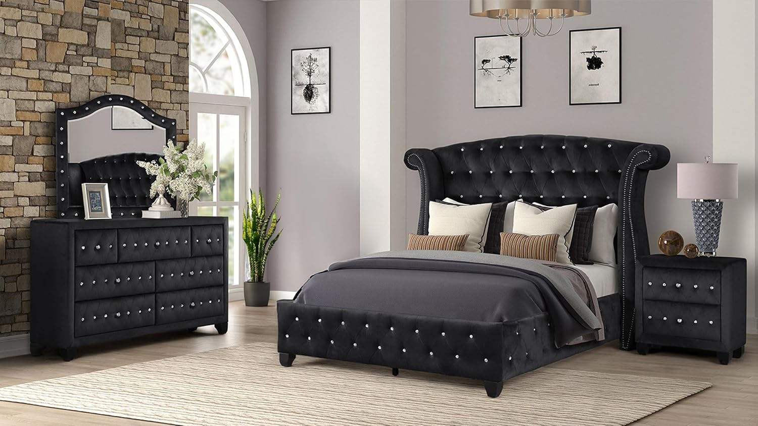 King 4 Pc Upholstery Bedroom Set Made with Wood in Black