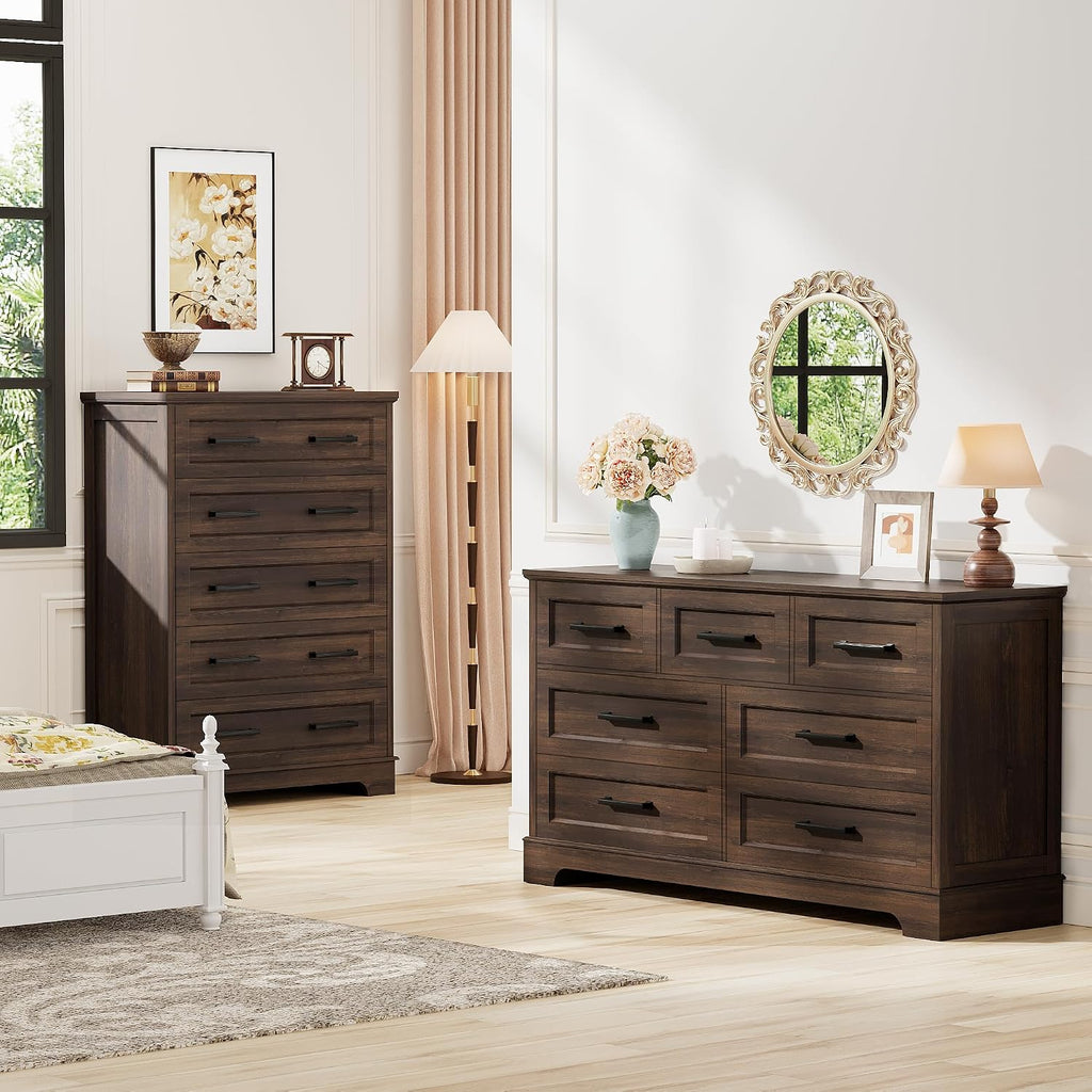 Furmax Farmhouse Dresser for Bedroom, 5 Drawers Dresser, Wood Chest of Drawers, 31.5' Wide Storage Dressers Organizer for Bedroom, Living Room (Brown)