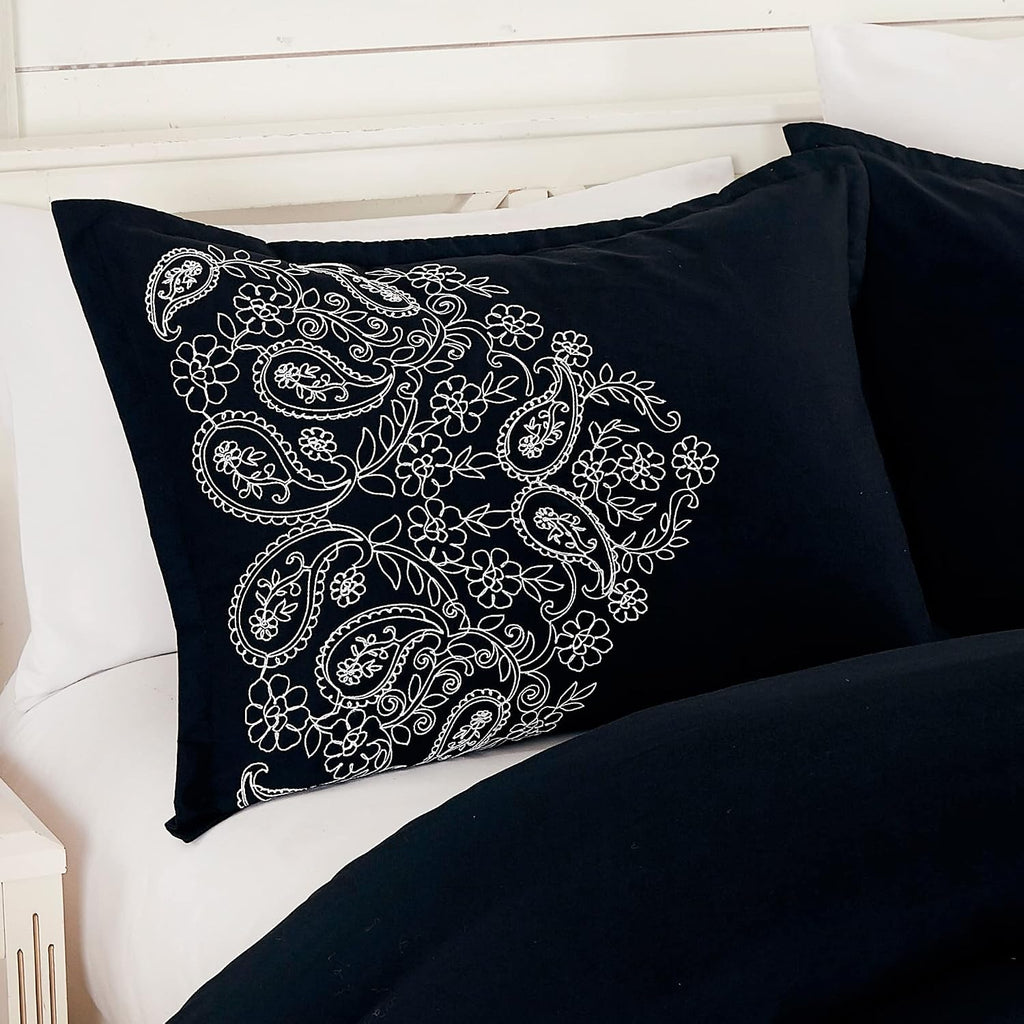 Chezmoi Collection Linz 7-Piece Black/White Paisley Floral Scroll Embroidered Comforter Set, King