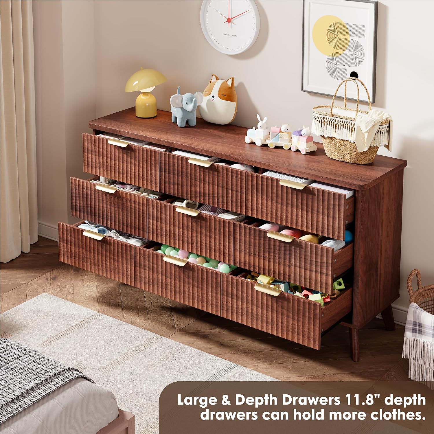 GarveeHome Fluted Dresser for Bedroom with 9 Deep Drawers, 60.6 in Wide Modern Chest of Drawers, Wooden Dresser TV Stand, Curved Profile Design, for Living Room, Kids Room, Hallway, Walnut