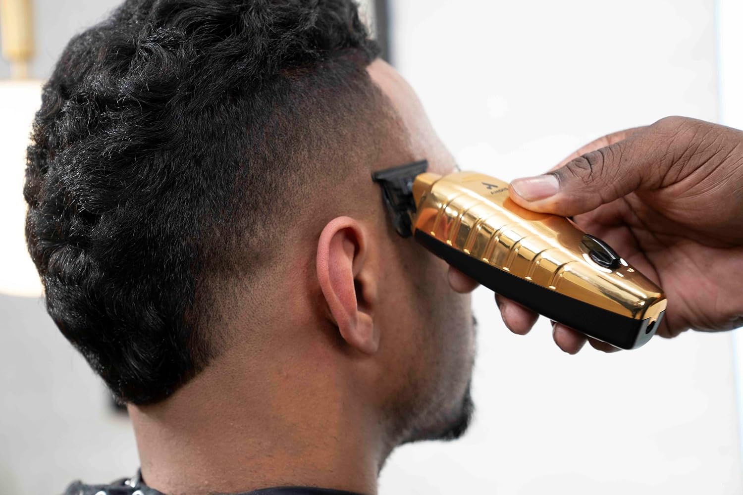 Andis 562629 GTX-EXO II Professional Cordless Lithium-ion Electric Beard & Hair Trimmer with Charging Stand, Gold