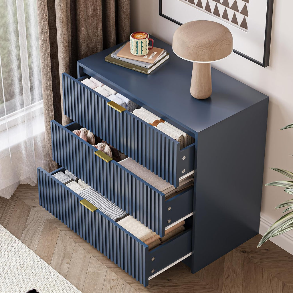 MAISONARIA Fluted Dresser for Bedroom, 32 Inch Wide Nightstand with Large Drawer, 3 Drawer End Table for Bedroom, Living Rooms, Offices, and Entryways, Navy Blue