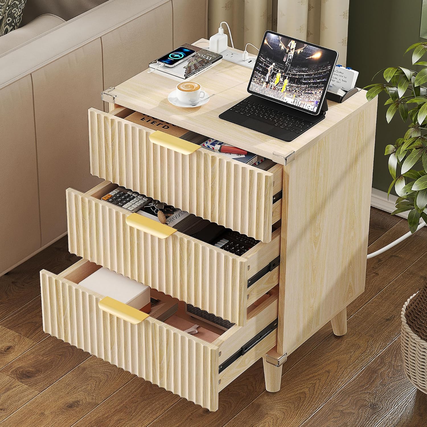 Lulive Wood 3 Drawers Dresser Fluted Night Stand with Charging Station, Storage Nightstand Modern Side Table, Bedside Table for Bedroom, Entryway Natural