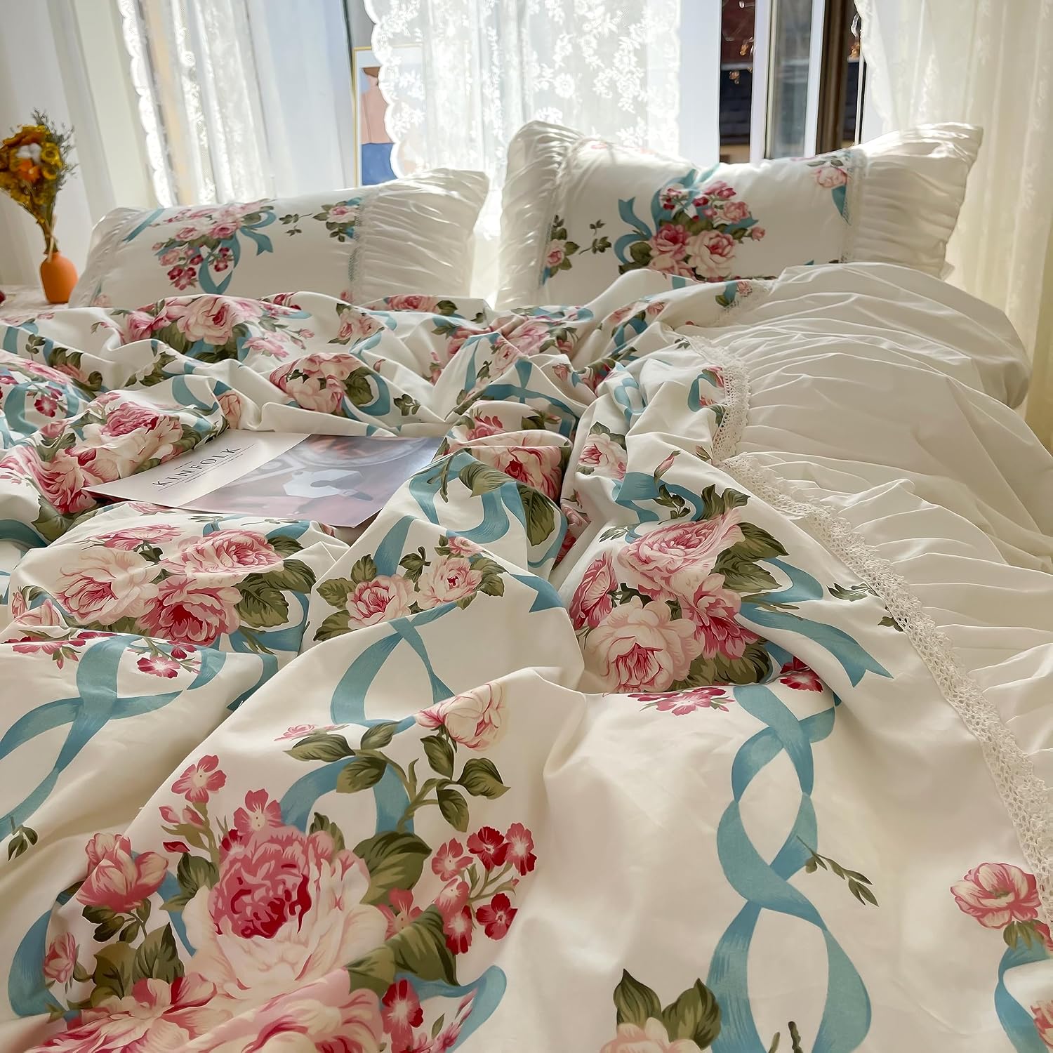 LELVA Vintage Wrinkle Design Duvet Cover Set Full Floral Romantic Ruffled Bedding for Girls 4 Piece White Bed Skirt