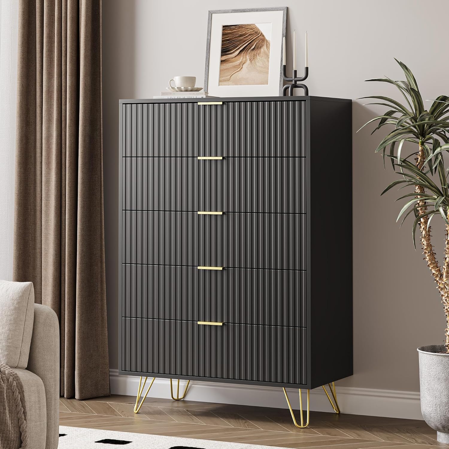 MAISONARIA 5 Drawers Dresser for Bedroom, 47' Tall Modern Chest of Drawers with Gold Handle, Fluted Wood Dresser for Bedroom, Living Room, Hallway, Entryway, Black